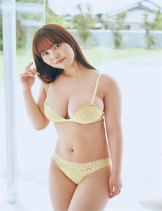 《小峰由依》